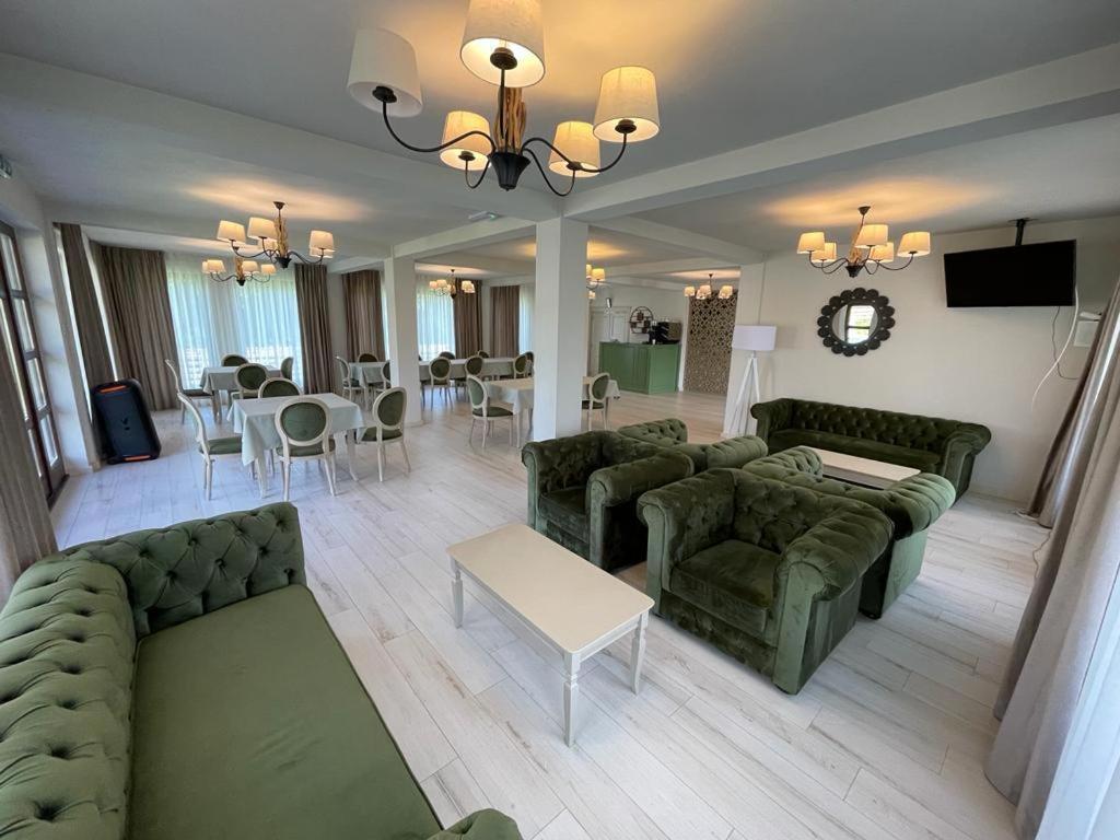 Mountain View Ceahlau Hotel ภายนอก รูปภาพ